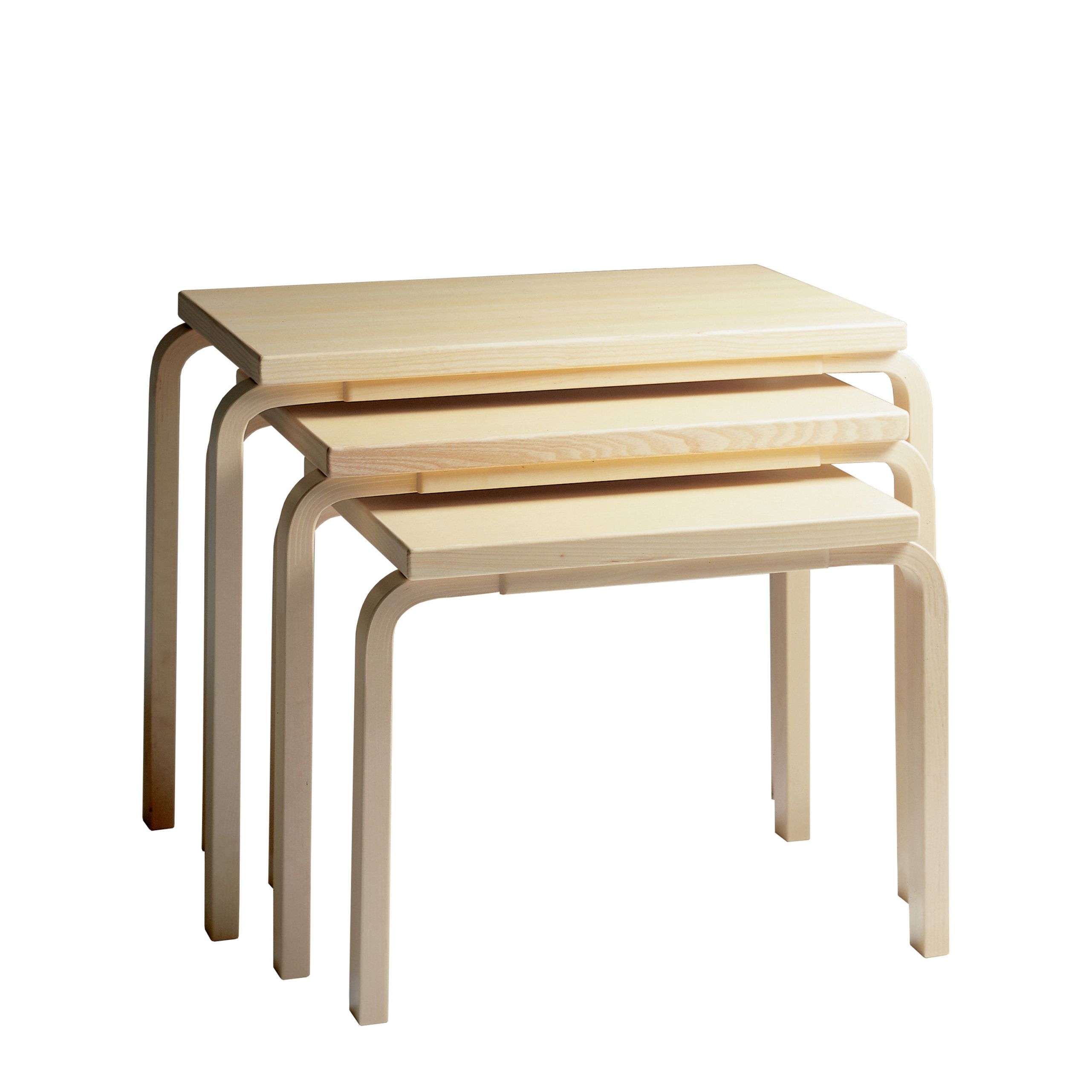 Nesting Table 88 